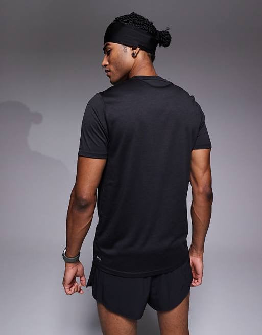 Puma Tad Essentials Heather Cat training t-shirt in black