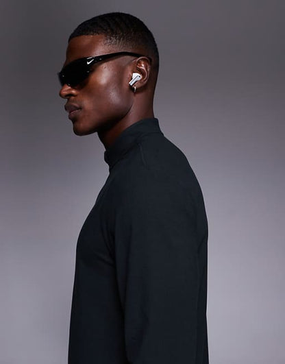 4505 running thermal interlock 1/4 zip long sleeve training top in black