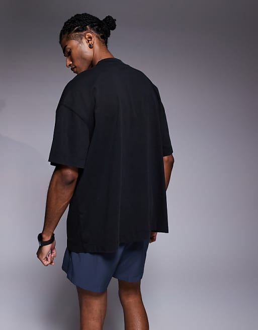 4505 Icon heavyweight cotton oversized t-shirt with quick dry finish in black