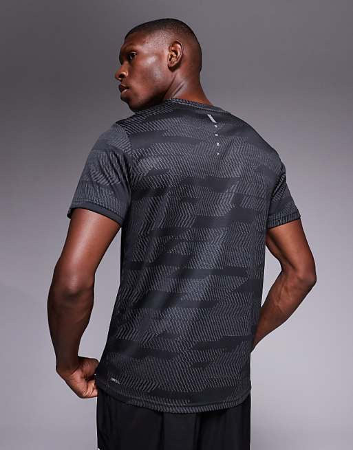 Puma Flex Jacquard t-shirt in black